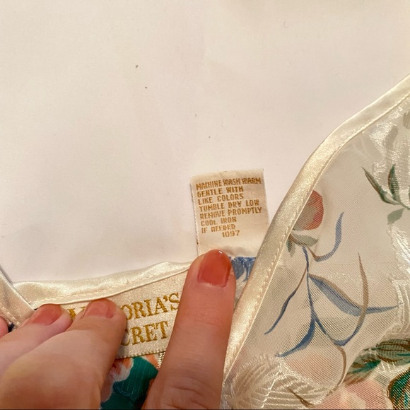 Vintage Victoria’s Secret Gold Label Floral Teddy - Picture 8 of 11
